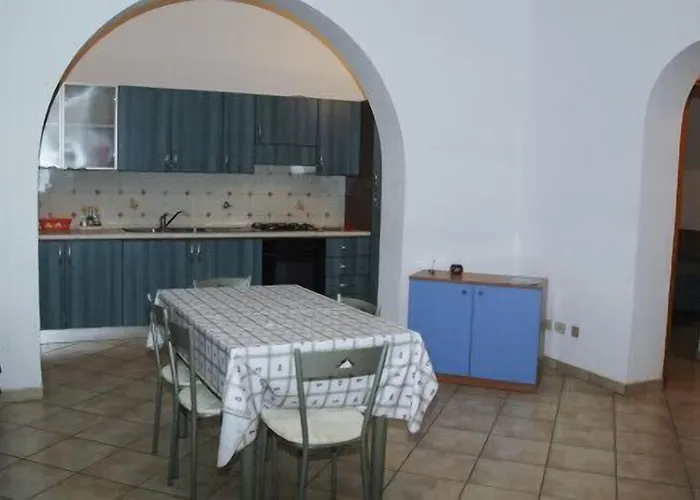 Lägenhetshotell Eolian 3*