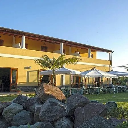 Eolian Lägenhetshotell 4*